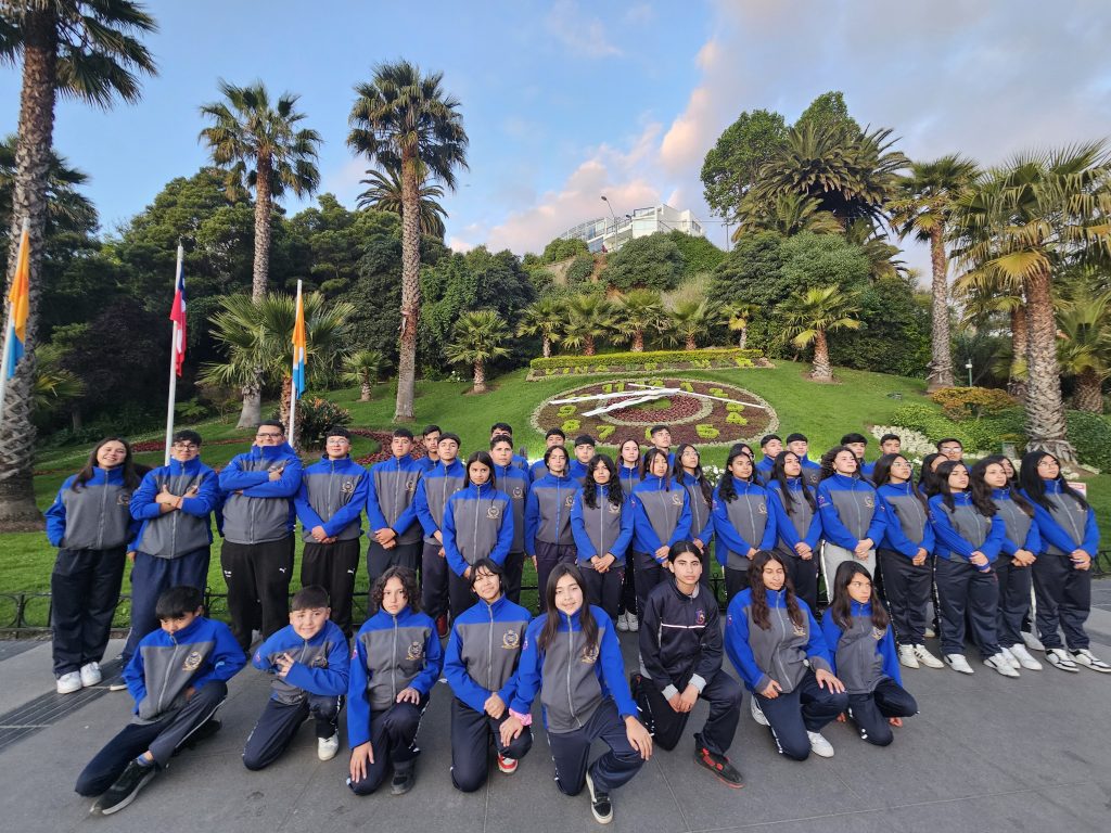 Banda PRV en reloj de flores viña del mar